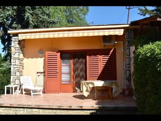 Cozy Family Cottage at the Lake - Öne Çıkan Resim