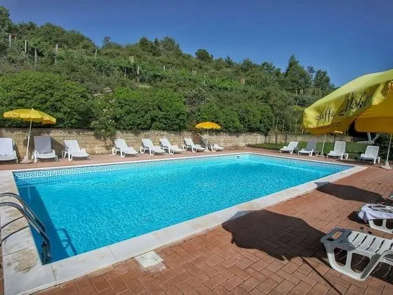 Cozy Farmhouse in Paciano With Swimming Pool