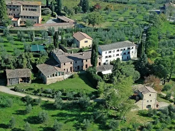 Cozy Farmhouse with Swimming Pool in Le Tolfe near Florence - Dış Mekan