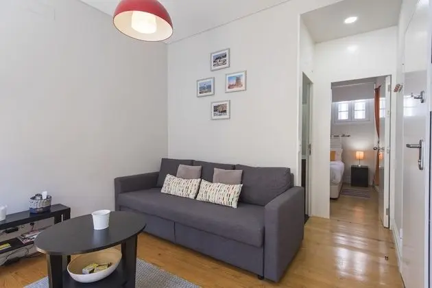 Cozy Flat in the Heart of Alfama