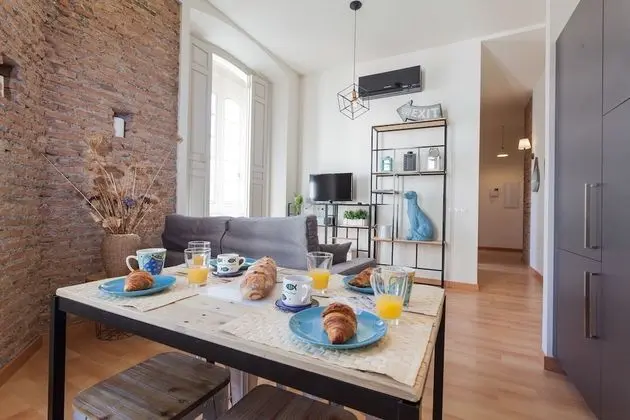 Cozy Flat Niño de Guevara