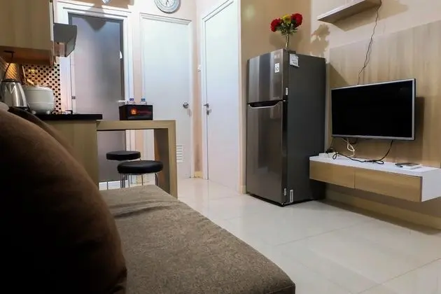 Cozy Green Pramuka Apartment