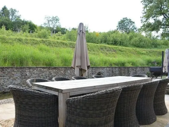 Cozy Holiday Home in Bièvre With Pond