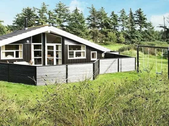 Cozy Holiday Home in Blåvand With Indoor Whirlpool
