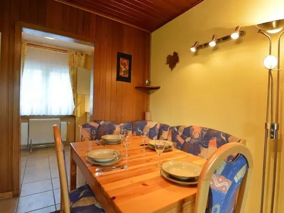 Cozy Holiday Home in Boevange-clervaux With Garden - Yerinde Yemek
