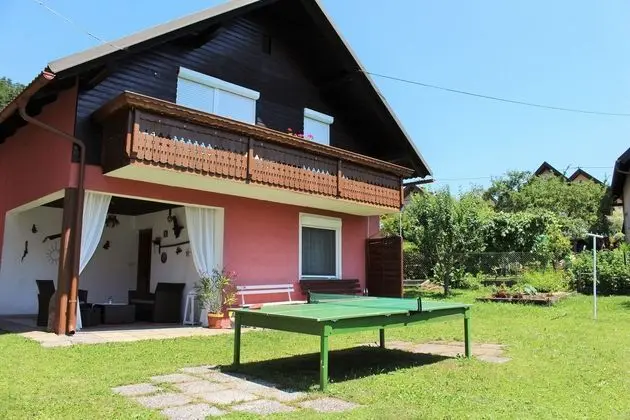 Cozy Holiday Home in Eberndorf With Garden - Öne Çıkan Resim