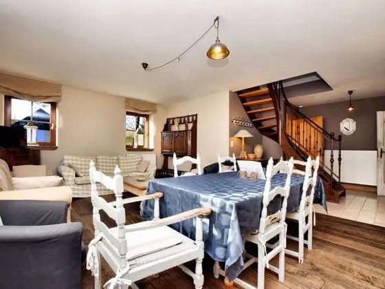 Cozy Holiday Home in Ennal - Grand-halleux - Yerinde Yemek