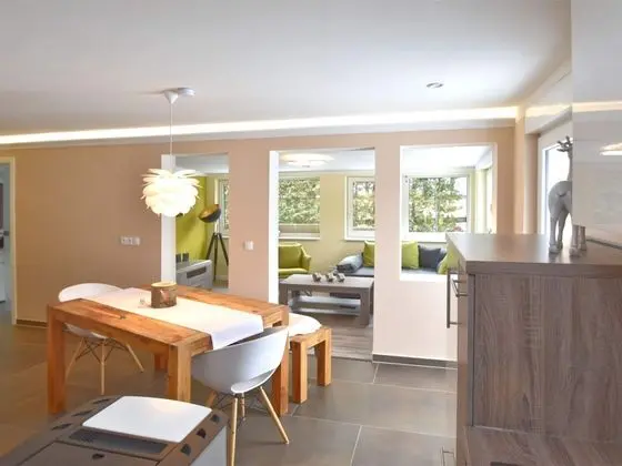 Cozy Holiday Home in Friedrichshöhe With Private Terrace - Yerinde Yemek