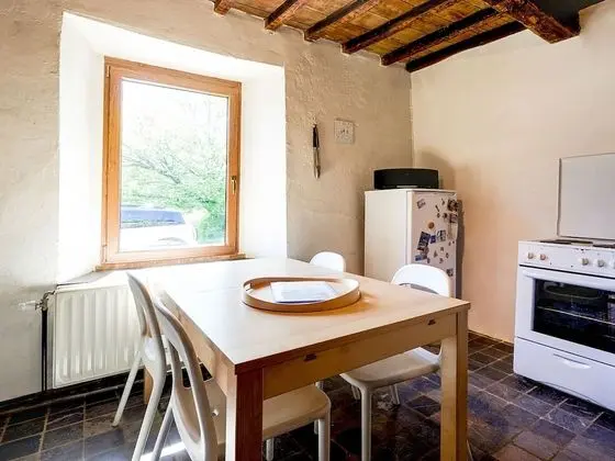 Cozy Holiday Home in Gros-fays With Terrace - Yerinde Yemek