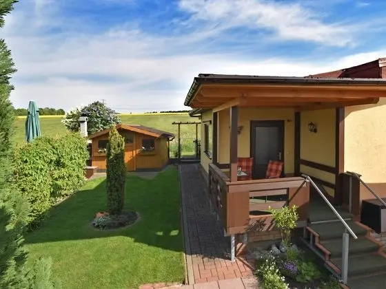 Cozy Holiday Home in Großbreitenbach near Schwarza Valley - Dış Mekan