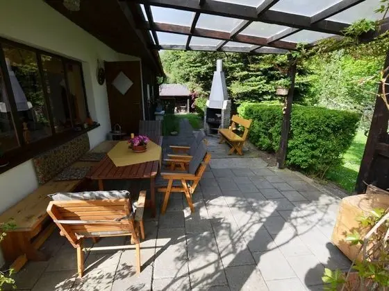 Cozy Holiday Home in Knežice With Large Garden - Oda Düzeni