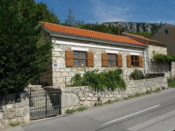 Cozy Holiday Home in Kribalj With Swimming Pool - Dış Mekan