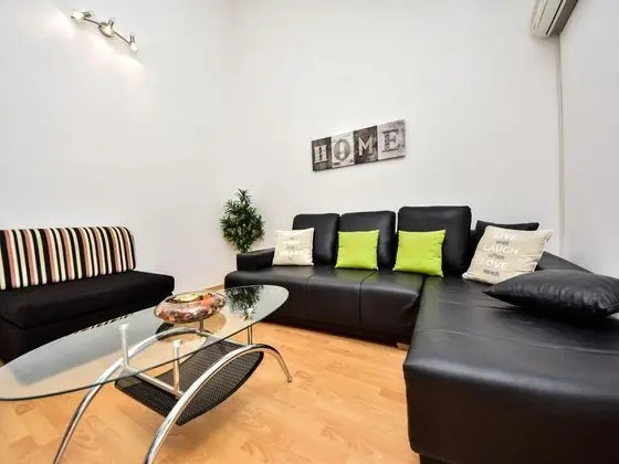 Cozy Holiday Home in Krusevo With Garden - Öne Çıkan Resim