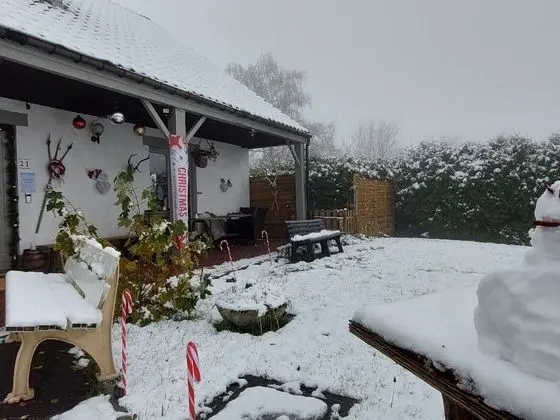 Cozy Holiday Home in Liege With Furnished Garden - Dış Mekan