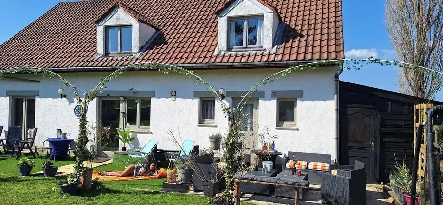 Cozy Holiday Home in Liege With Furnished Garden - Dış Mekan