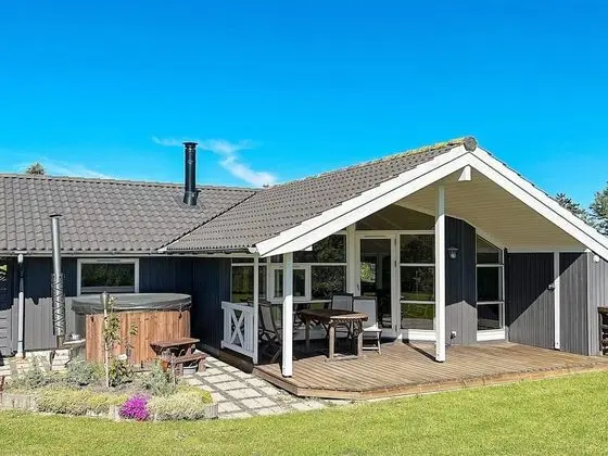 Cozy Holiday Home in Lolland near Beach