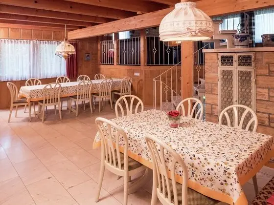 Cozy Holiday Home in Loßburg near Ski Area - Yerinde Yemek