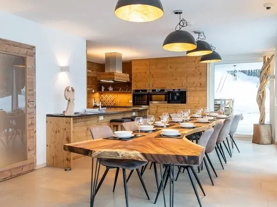 Cozy Holiday Home in Mauterndorf near Ski Area - Yerinde Yemek