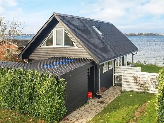 Cozy Holiday Home in Middelfart With Whirlpool