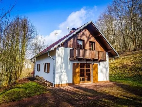 Cozy Holiday Home near Ski Area in Javorník - Dış Mekan