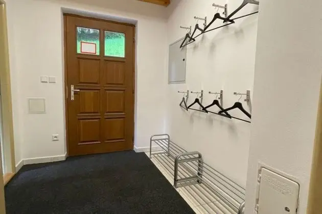 Cozy Holiday Home near Ski Area in Javorník - Lobi