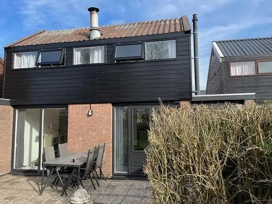 Cozy Holiday Home in North Holland on the Edge of the Forest - Dış Mekan