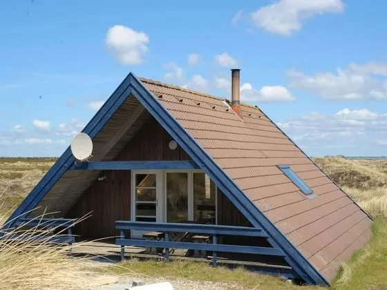 Cozy Holiday Home in Ringkøbing near Sea Beach