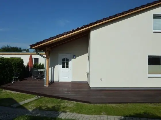 Cozy Holiday Home in Rostock Germany near Beach - Dış Mekan