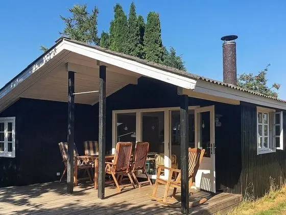Cozy Holiday Home in Stege near Beach
