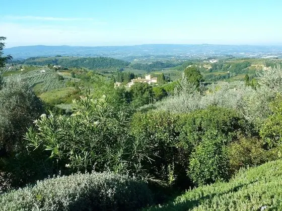 Cozy Holiday Home in Tavarnelle Val di Pesa With Shared Pool