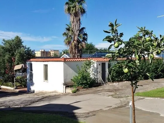 Cozy Holiday Home in Trecase With Balcony - Casa per Ferie - Dış Mekan