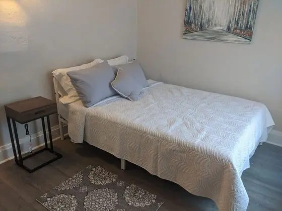 Cozy, Homey 1br Near Buffalo Medical Center