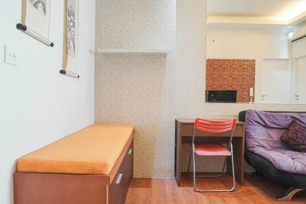 Cozy Living 2BR at Seasons City Apartment near Mall - İç Mekan