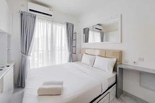 Cozy Living and Comfort Studio at Sky House BSD Apartment - Oda