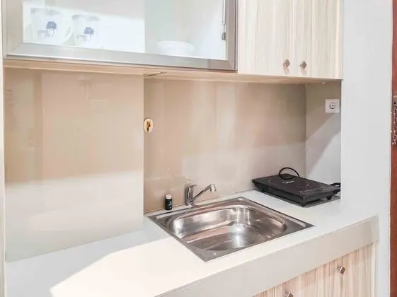 Cozy Living Studio at Vida View Apartment - Mutfak