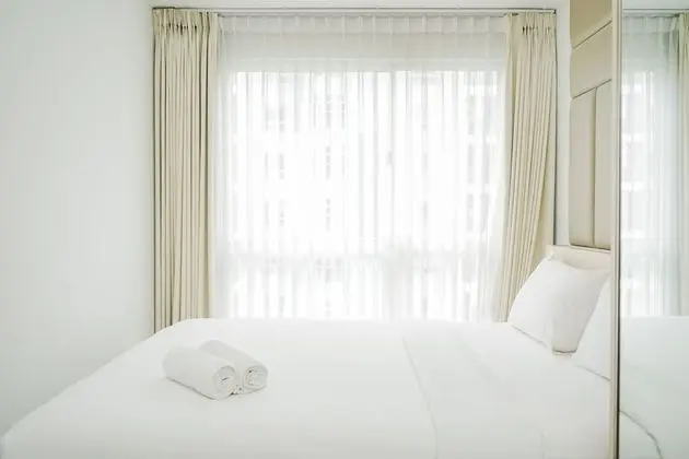 Cozy and Luxury 1BR Apartment at Scientia Residence - Oda