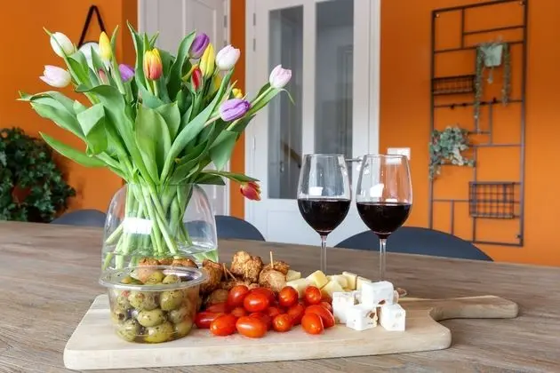 Cozy Luxury Holiday Home With Jacuzzi - Yerinde Yemek