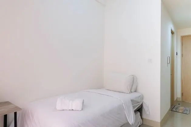 Cozy and Minimalist Studio Apartment @ Tree Park BSD