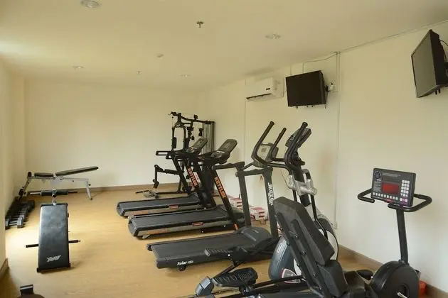 Cozy and Minimalist Studio Apartment @ Tree Park BSD - Fitness