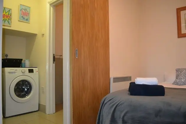 Cozy Modern Bedroom Apartment City L1 - Oda