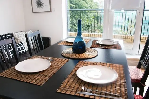 Cozy Modern Bedroom Apartments City L2