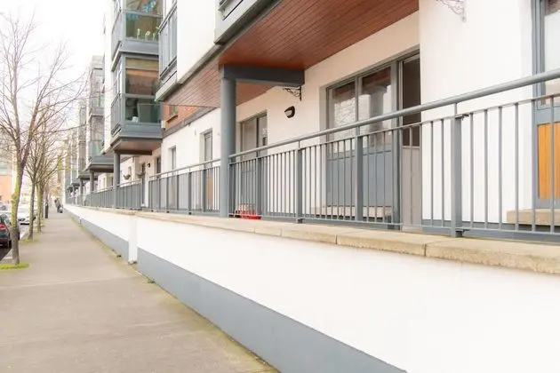 Cozy Modern Bedroom Apartments City L2