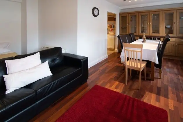 Cozy Modern Bedroom Apartments City L2 - İç Mekan