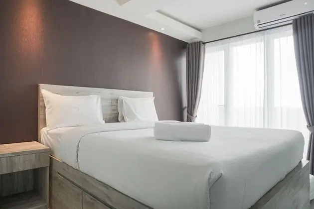 Cozy And Nice Studio At Amethyst Apartment