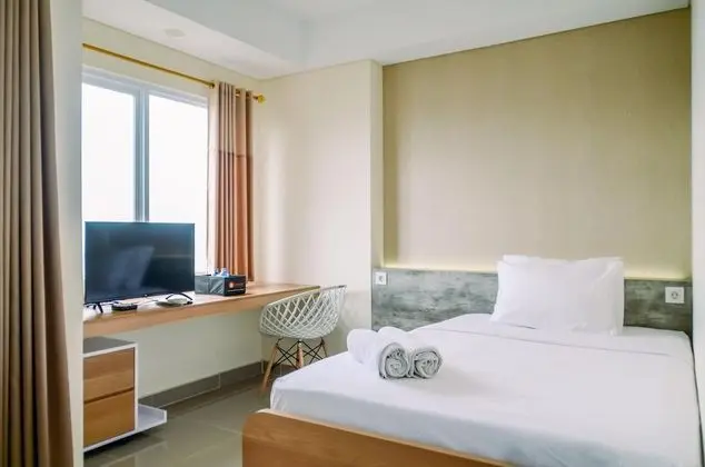 Cozy And Nice Studio At Apartment B Residence - Oda