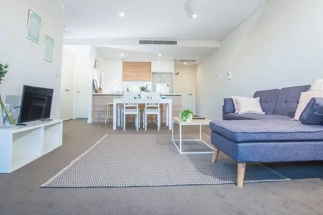 Cozy One Bed APT Closes To Airport In Arncliffe - Oda Düzeni