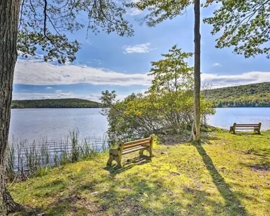 Cozy Pocono Mountain Escape - Dış Mekan