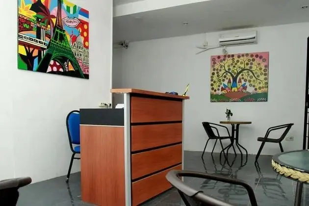 Cozy Residence Cipedes Bandung - Lobi