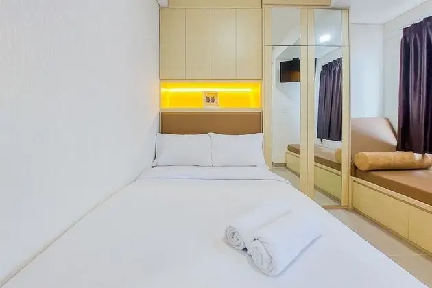 Cozy And Simply Look Studio Room Apartment At B Residence - Oda
