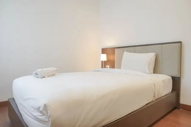 Cozy And Spacious 2Br Apartment At Simprug Park Residences